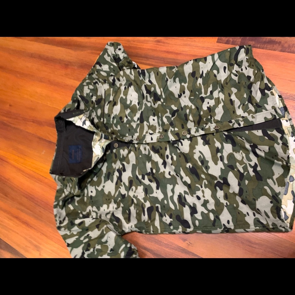 Boys 10/12 Camouflage button up shirt